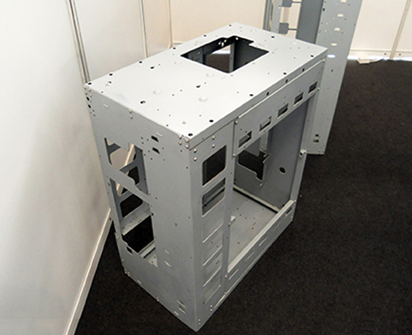 機(jī)箱機(jī)柜鈑金構(gòu)件